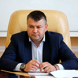 Юрій Власенко